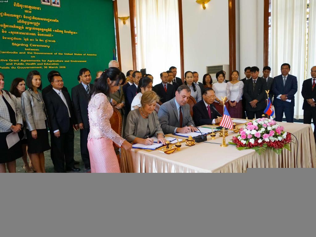 ការយល់ដឹងអំពីការបញ្ចូលការបាញ់ត្រីនៅក្នុងប្រទេសកម្ពុជា